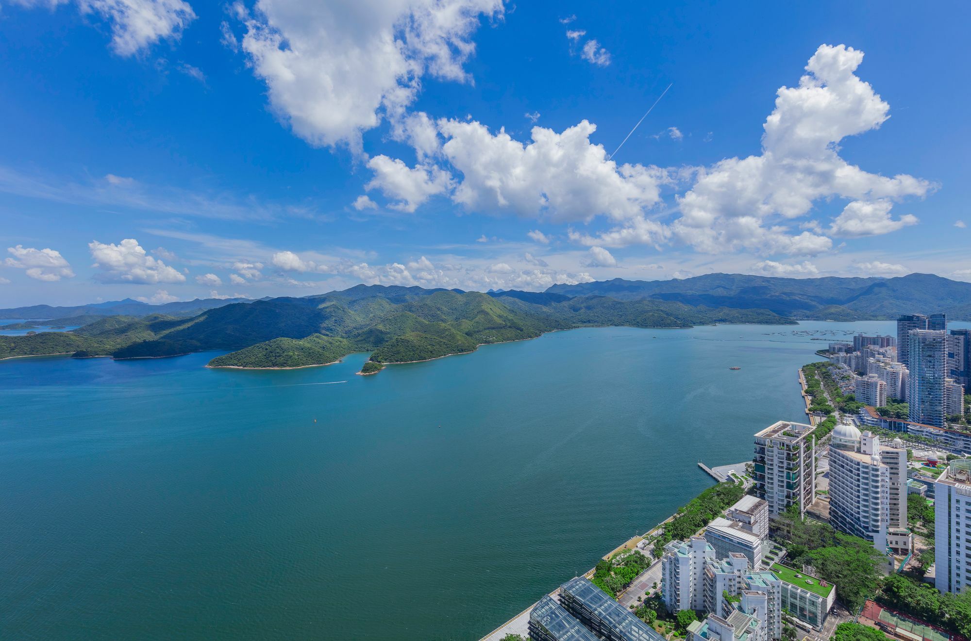 Capri By Fraser Shenzhen Aparthotel Exterior photo